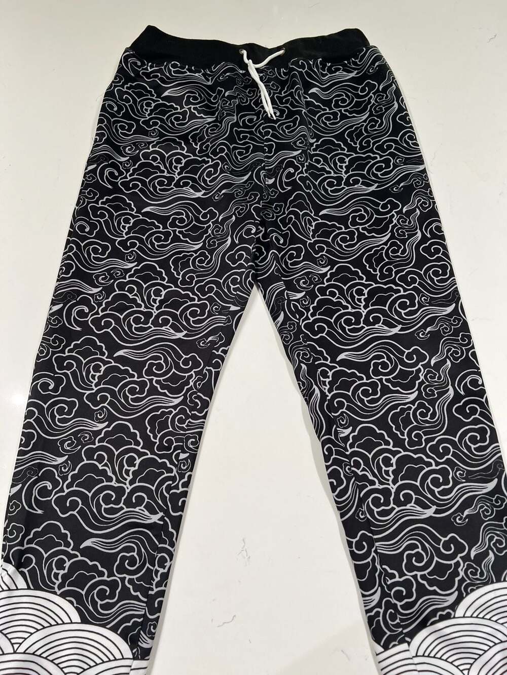 YEEZZI Japanese Cloud and Wave Graphic Print Jogger Pants Black White Size XL